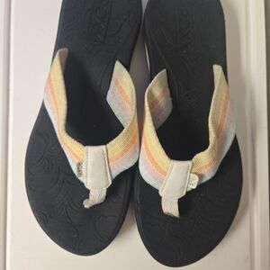Roxy Black and Orange Flip Flop Sandals